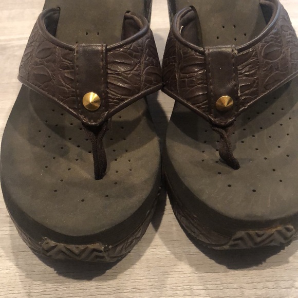 Volatile sandals size 10 - Picture 2 of 2